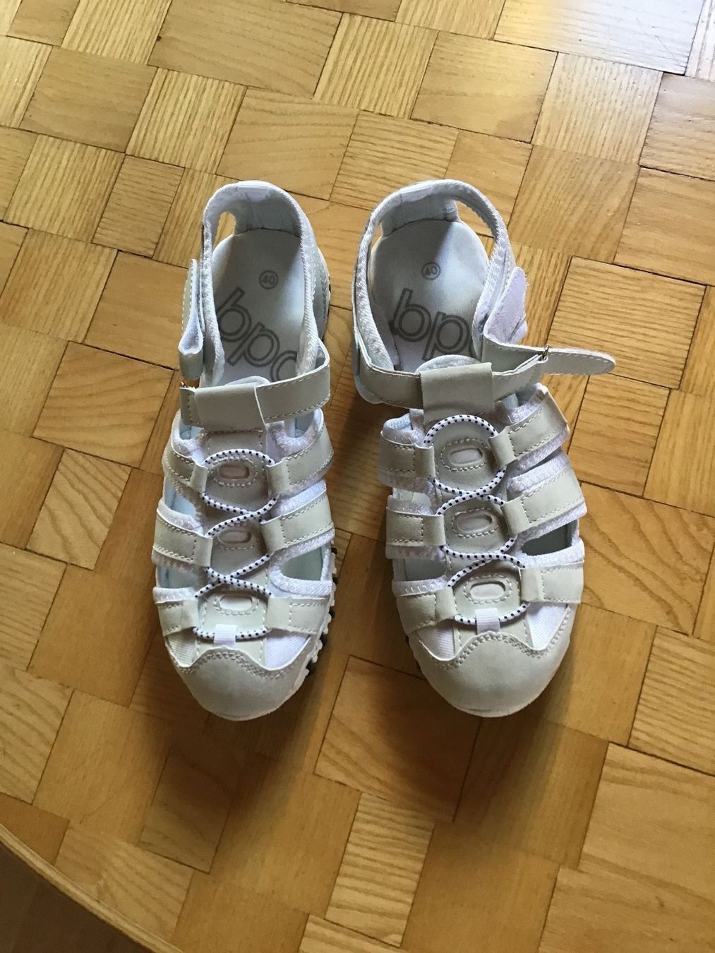 Scarpe da donna: Sommerschuhe "bpc" Gr. 40... – Nuovo (secondo la descrizione) da Uetendorf venduto da Koh0
