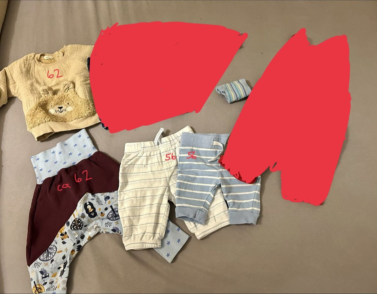 Lotti & Set di vestiti: Div. Babykleider – Usato da Uster venduto da Jestroku 3