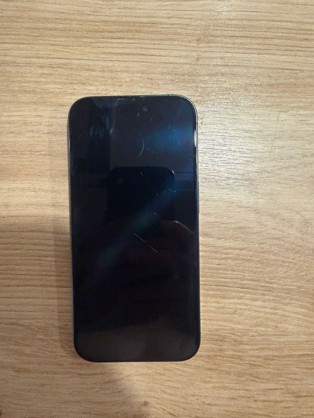 Apple Telefoni cellulari / Smartphones: iPhone 15 Pro 128 Go Titane Noir – Usato da Gillarens venduto da oma_dj88 1