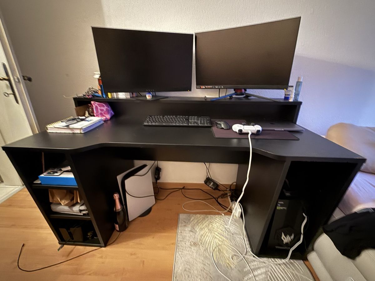 Scrivanie: Gaming Tisch schwarz – Nuovo (secondo la descrizione) da Aesch BL venduto da j_chiocchi