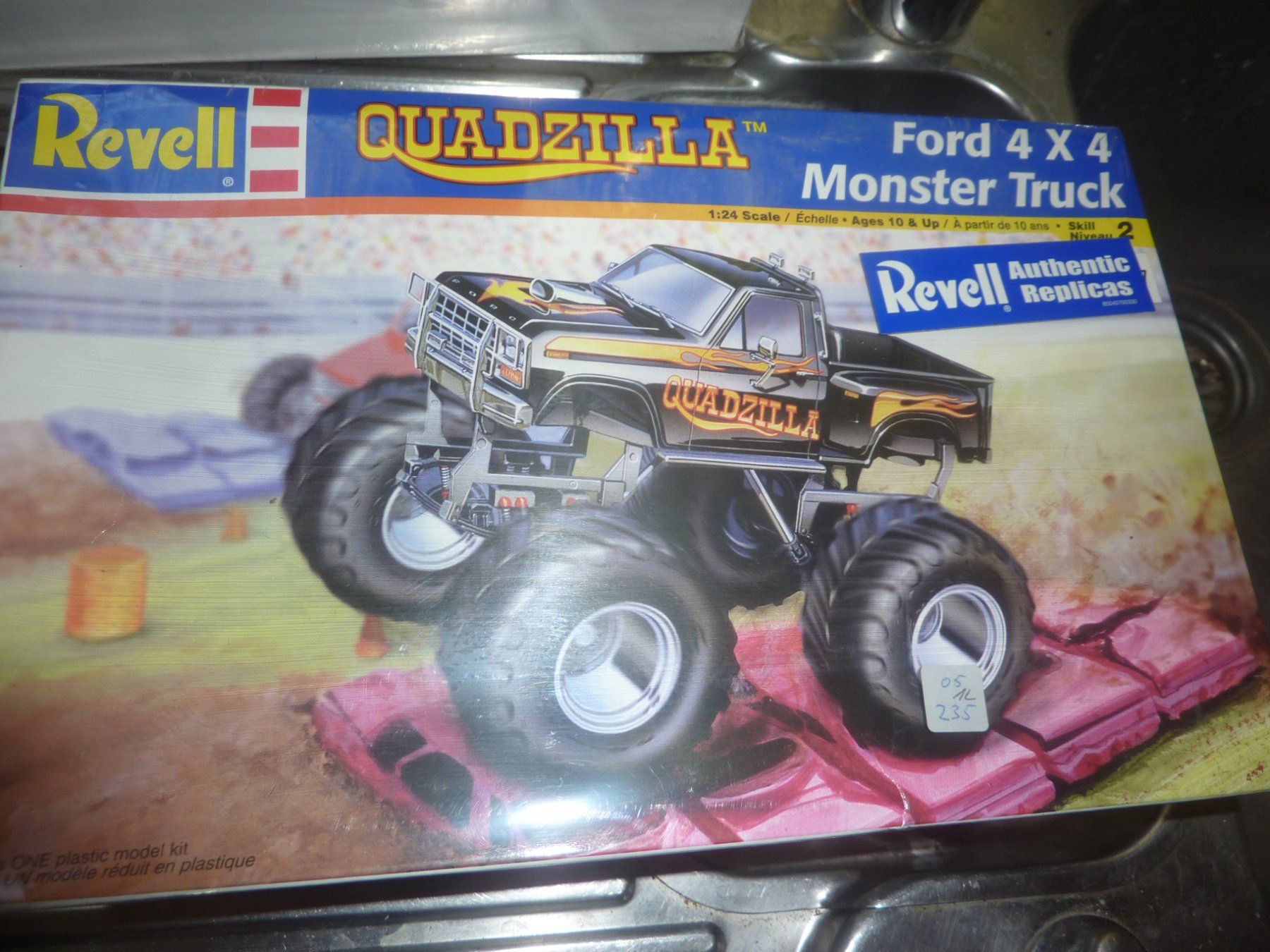 Revell Kit di modellismo & Modellini statici: MONSTER TRUCK – Nuovo e nell'imballaggio originale da Balsthal venduto da bouteliee