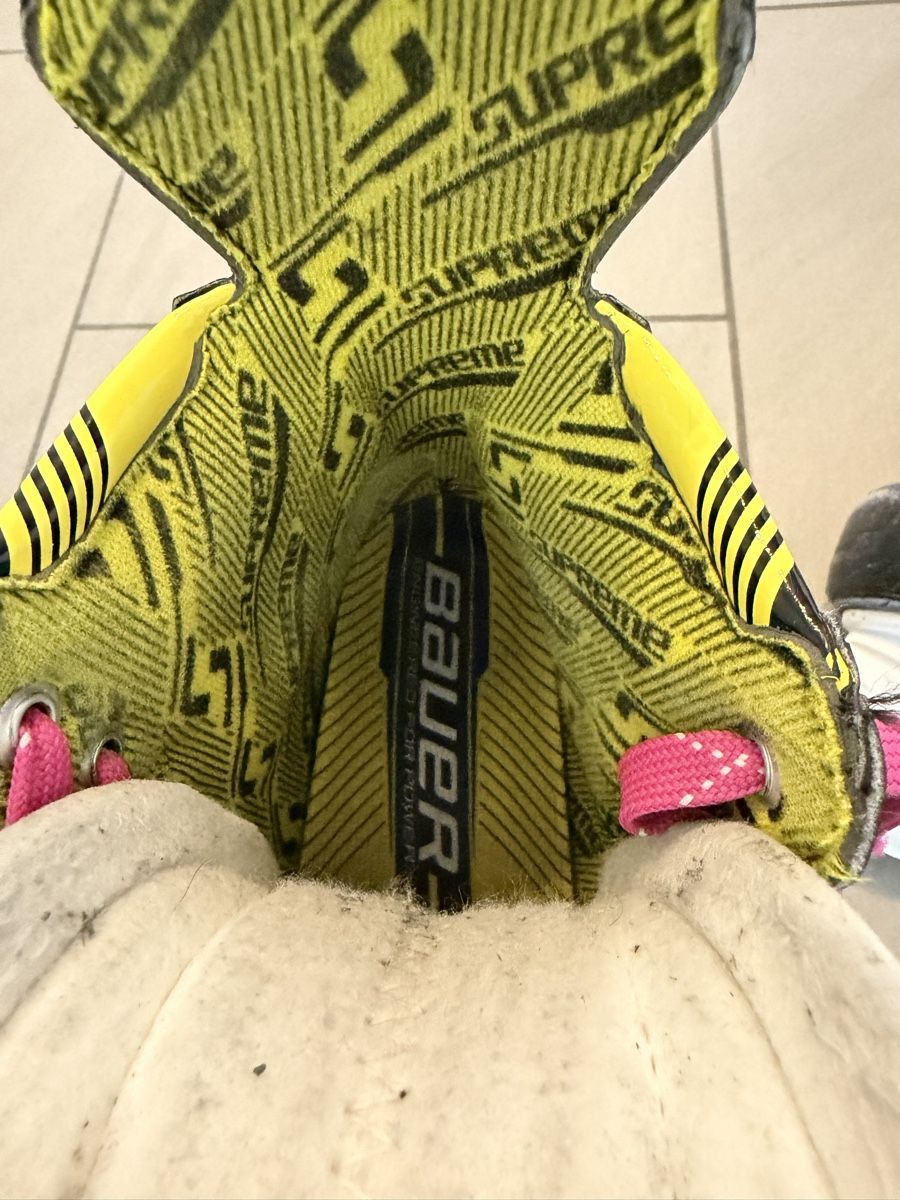 Bauer Schlittschuhe: Bauer Supreme Schlittschuhe Grösse 2EE – Gebraucht aus Niederglatt ZH von Maple12345 1