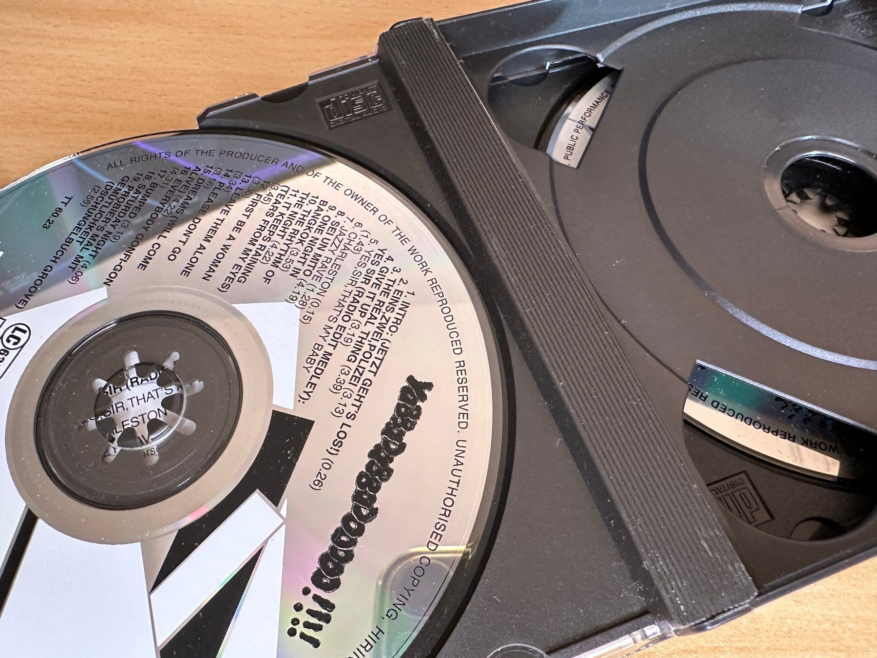 CDs: Various – Yabbadabbadooooo!!!! - 2 CD – Gebraucht aus Rikon im Tösstal von Alpenmutz 2