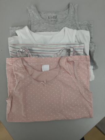 3er Set Unterhemden, Gr. 122/128, 134/140 Top Zustand
