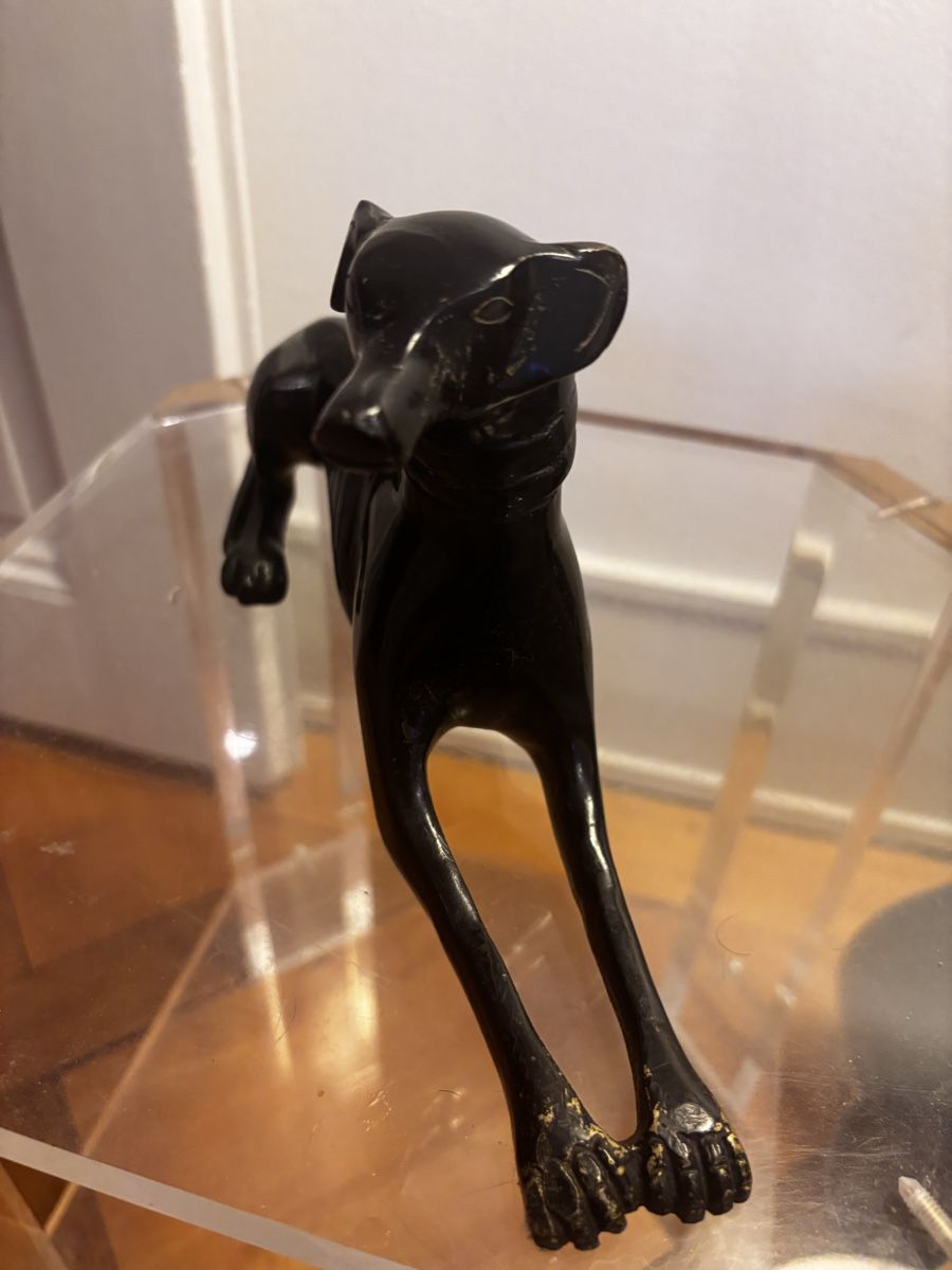 Sculture & Statue: Statue en bronze représentant un Lévrier – Usato da Genève venduto da ati_tj8f 8