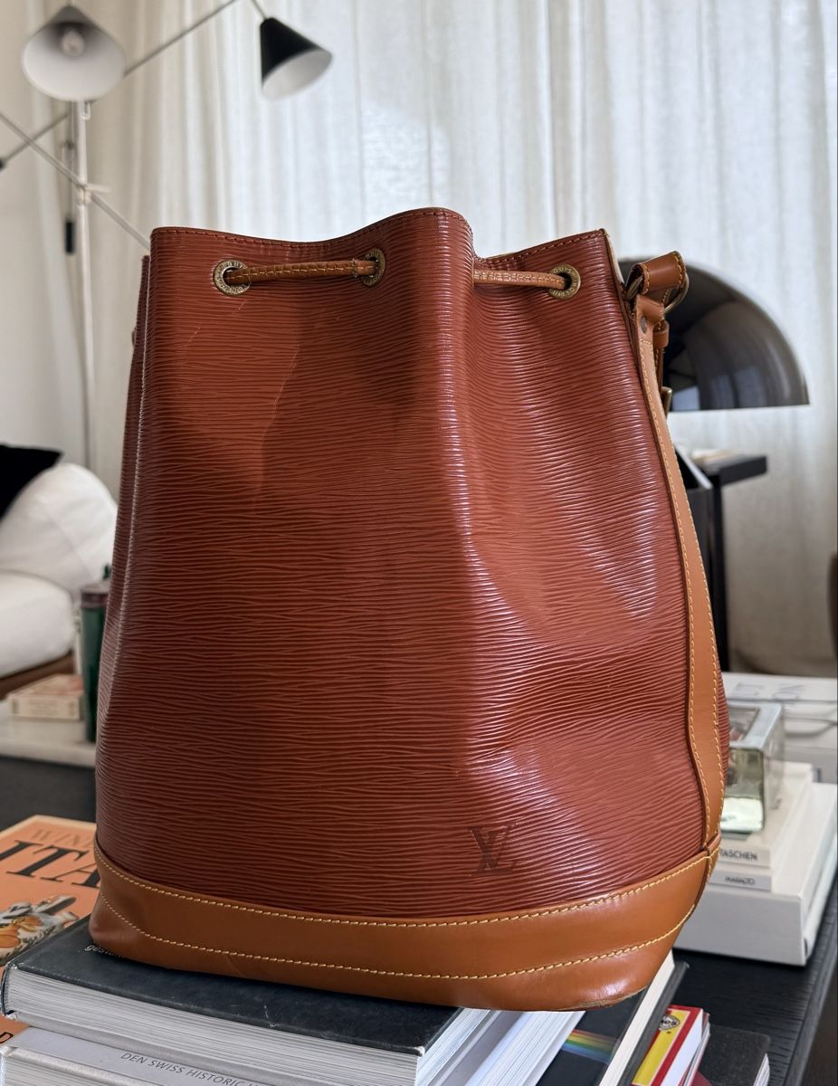Taschen für Damen: Louis Vuitton Grand Noé – Gebraucht aus Küsnacht von cri_ngg5 2