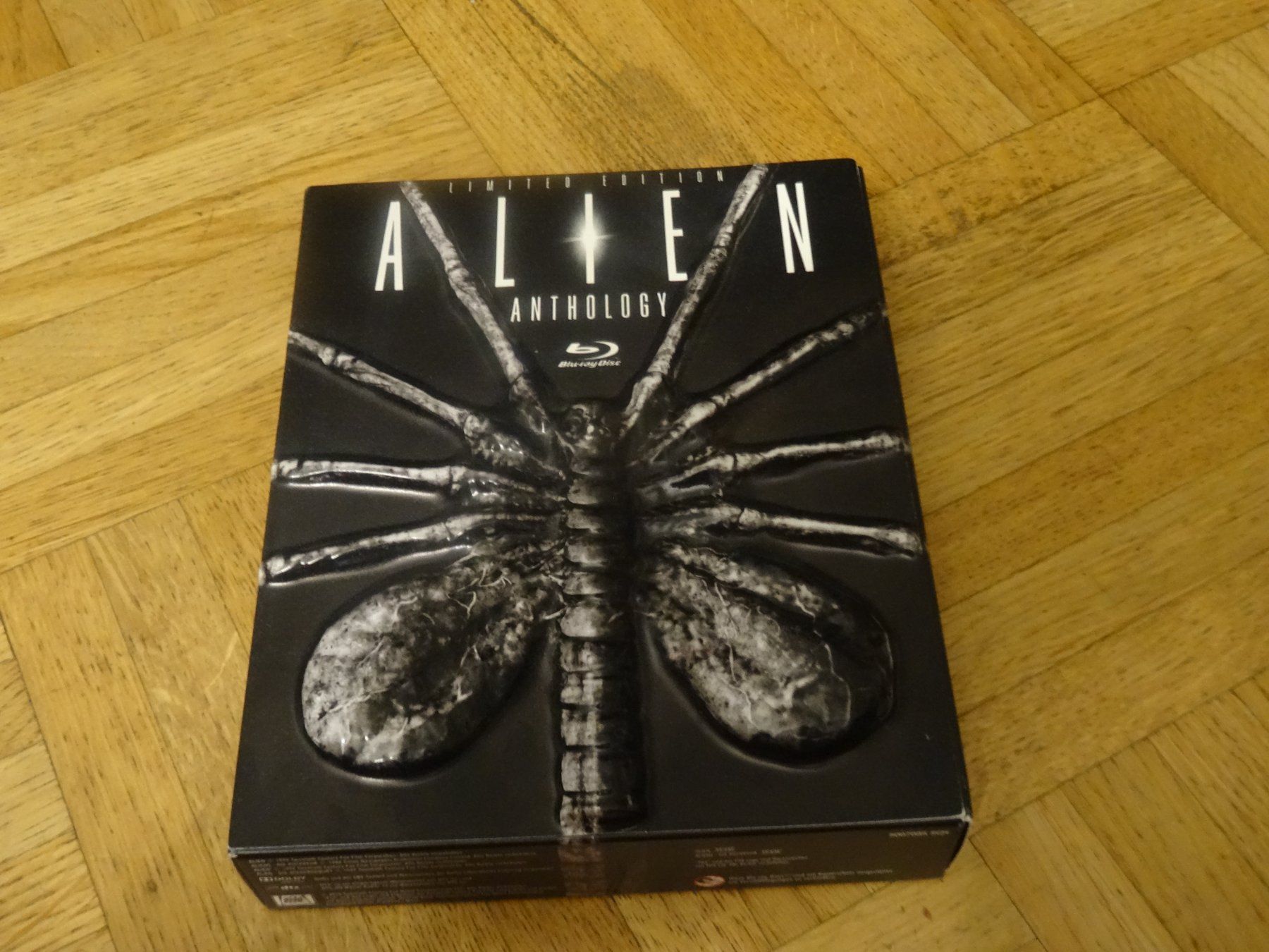 Alle DVDs: Alien Anthology Blu-ray Limited Edition Box – Gebraucht aus Olten von Disc-Verkauf