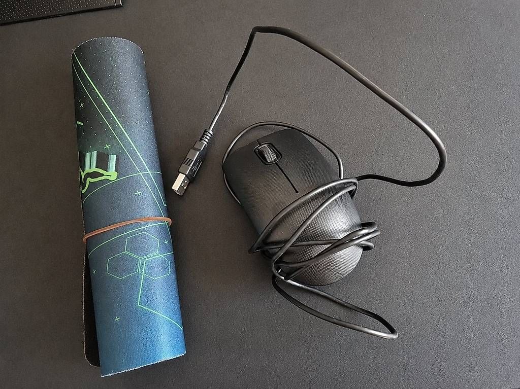 Razer Mausmatten: Razer Goliathus Mobile Mauspad + USB Maus – Gebraucht aus Schönenberg ZH von s0pple 1
