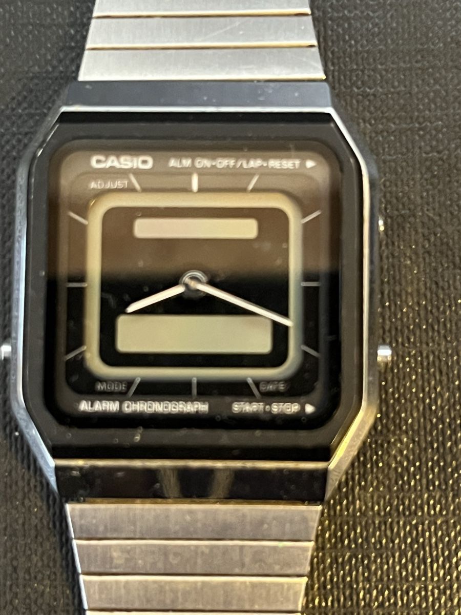 Casio Orologi: Casio Seiko Cenia Armbanduhr Quartz – Difettoso da Münchenstein venduto da Sozial_Labor_Brocki 1