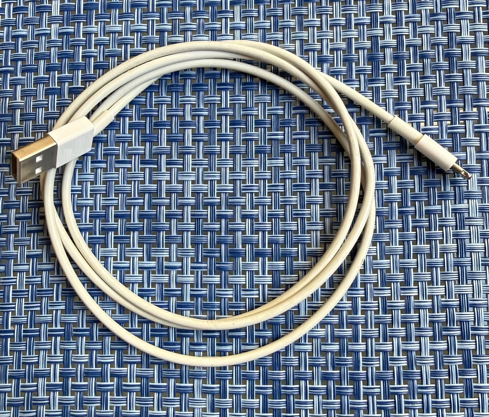 Cavi: Ladekabel (1m) USB-C auf Lightning – Usato da Bäriswil BE venduto da VFR12