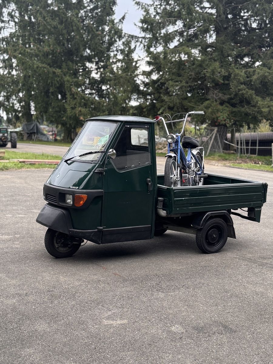 A tre ruote: Piaggio Ape 50 – Usato da Schöftland venduto da Fabrinu