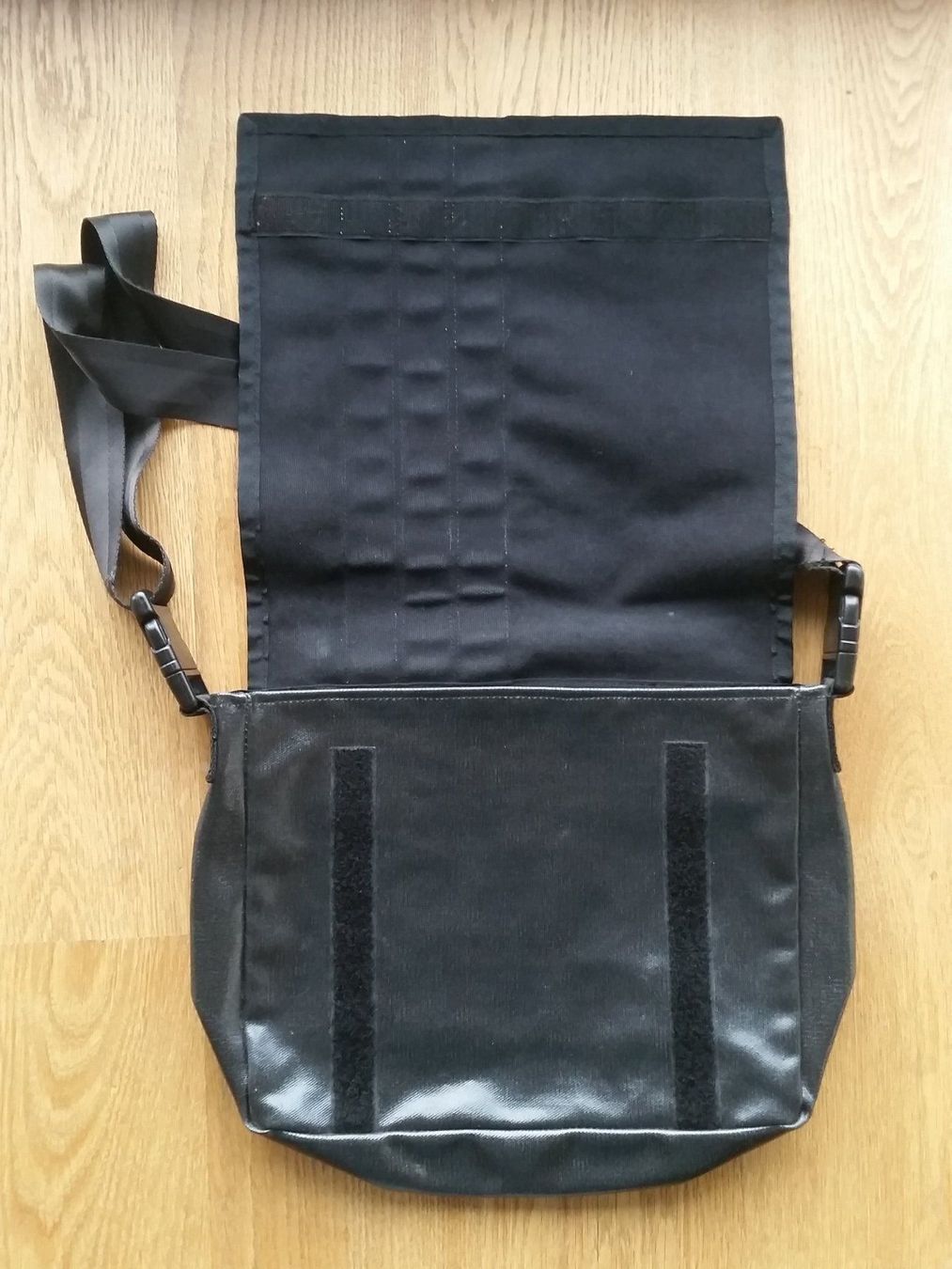 Borse: Tasche PIC2/ Sac PIC2 – Usato da Villars-sur-Glâne venduto da richardette 1