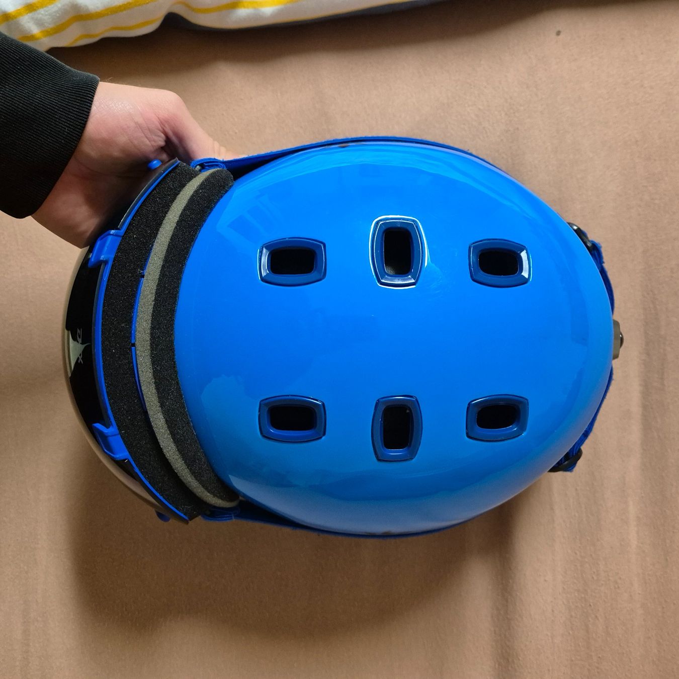 Helme: Skihelm – Gebraucht aus Beckenried von fon_fc2l 1