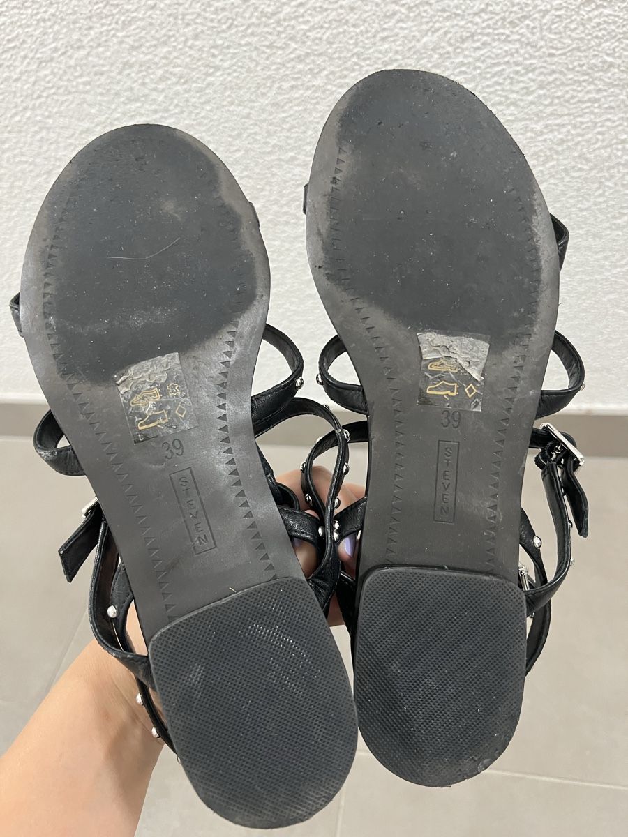 Scarpe da donna: Leather flat sandals – Usato da Prangins venduto da ale_f88f 2
