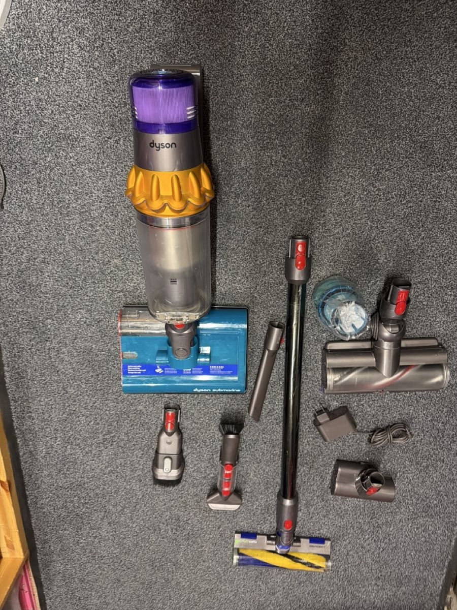 Dyson Aspirateurs & Accessoires: Dyson v15 Detect Submarine – D'occasion à Landquart par Nnf007 6