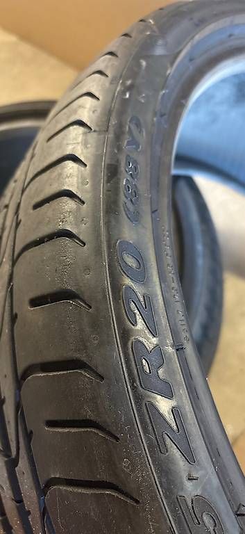 Altro in Scrittura & Disegno: 2 pneus Pirelli P zero 235 35 ZR 20 – Usato da GLAND venduto da POCCNR 2