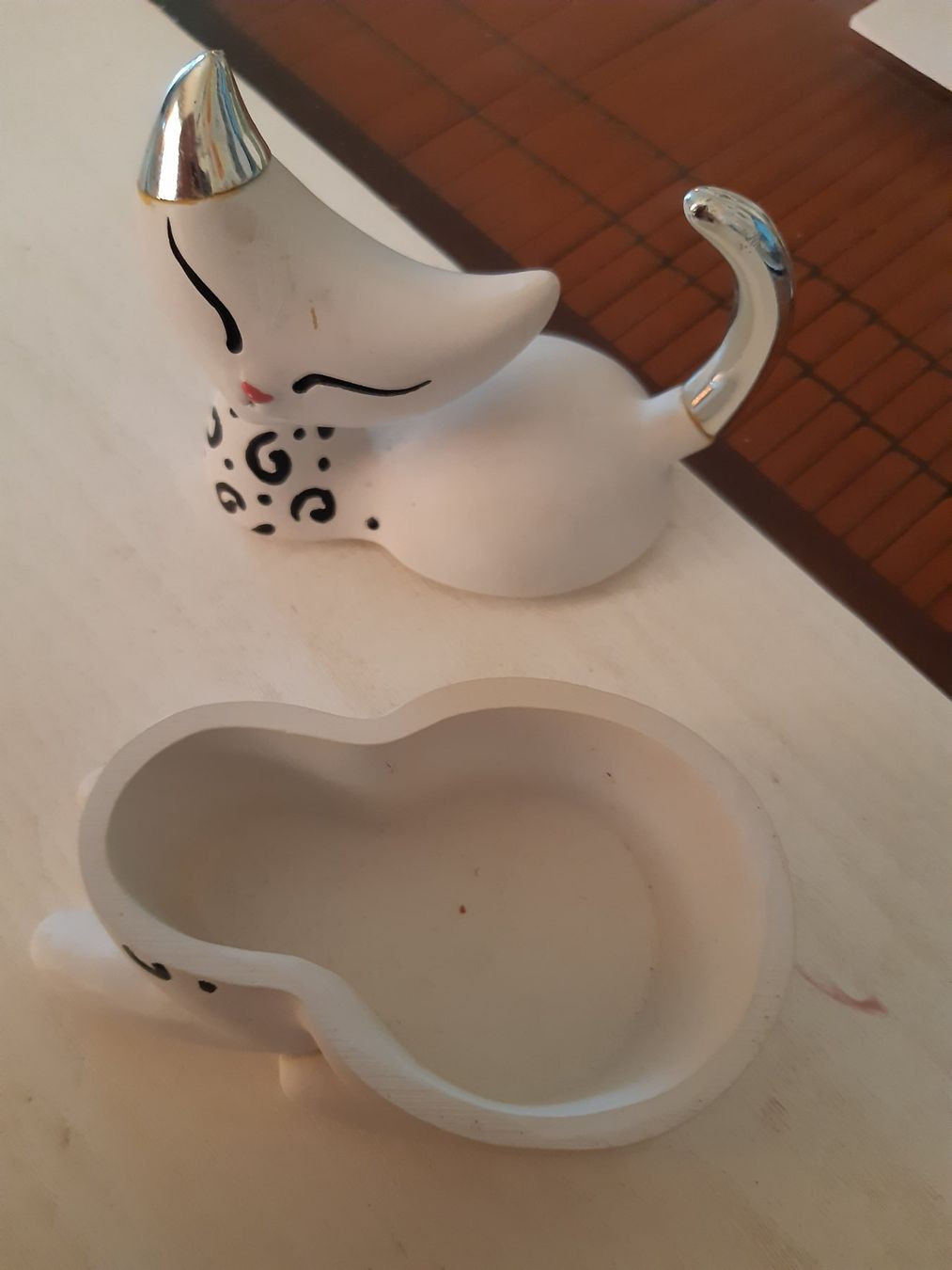 Statuette: Porzellan Katzendose – Usato da Domat-Ems venduto da nugipuff 1