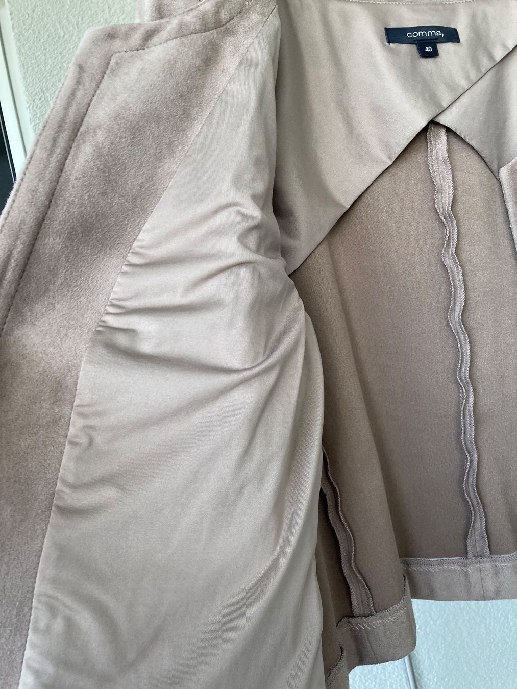 Comma Jacken: Comma Jacke Wildlederimitat, Gr. 40, taupe – Gebraucht aus rheineck von norwegianwood52 3