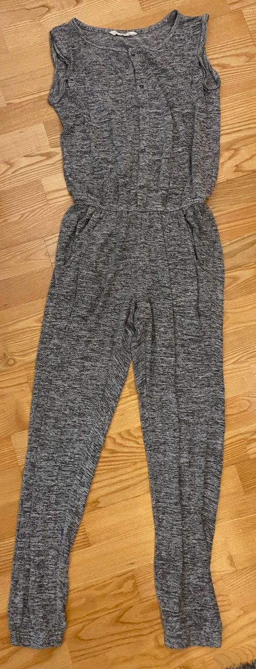 Tute: H&M Jumpsuit grau – Usato da Möhlin venduto da eny_lsk7 2