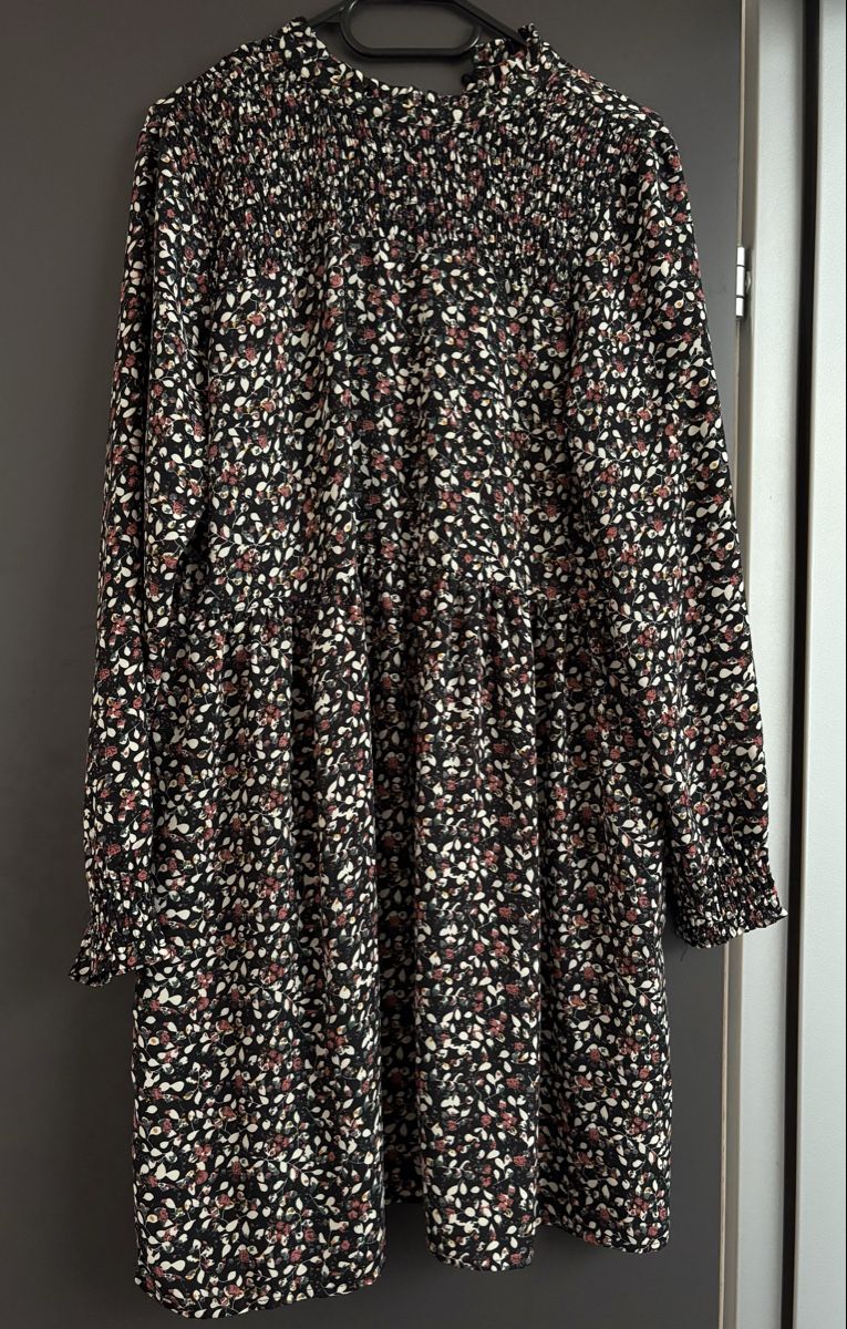 Robes: Blumenkleid – D'occasion à Embrach par ale_v5qn