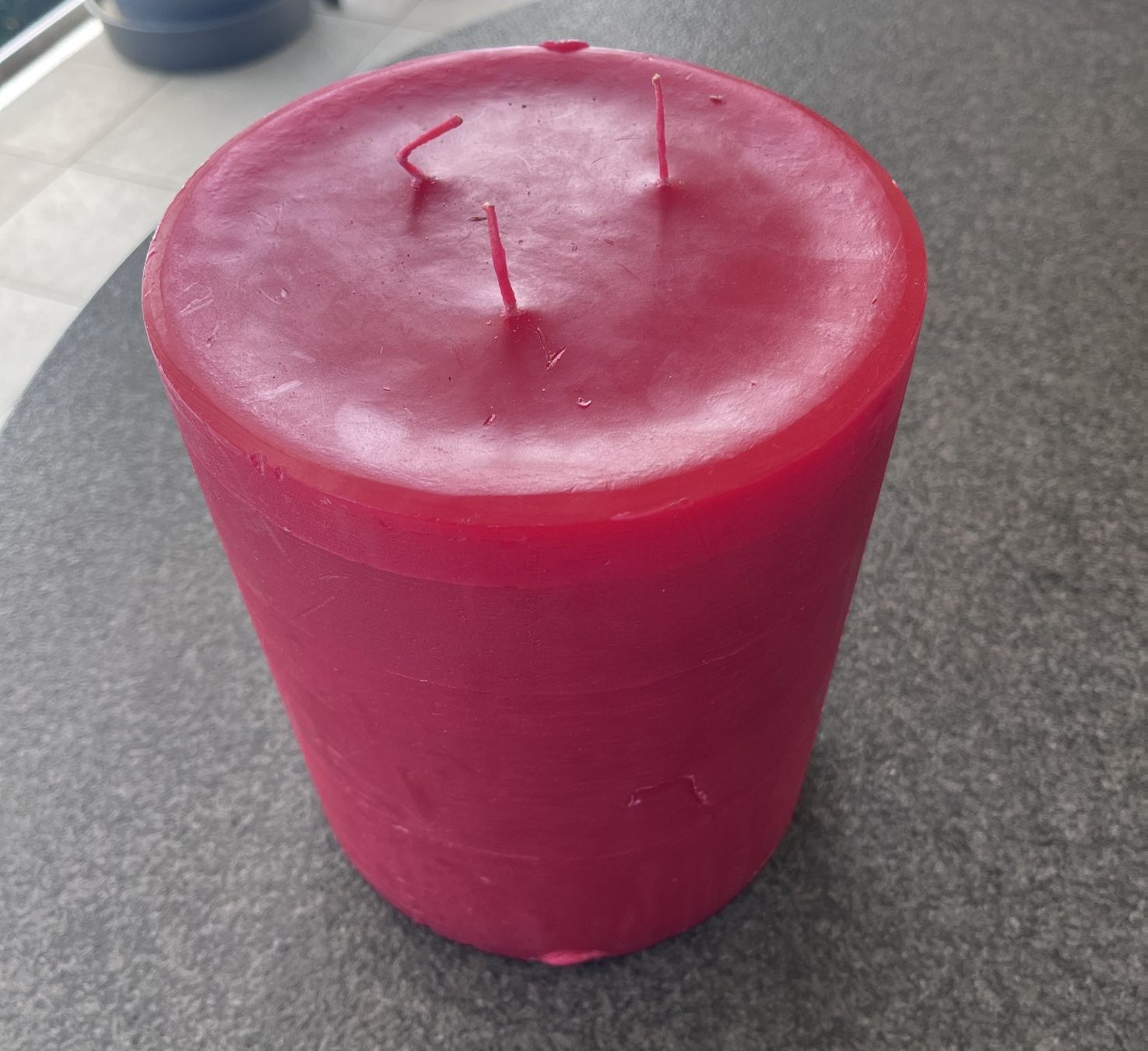 Candele: Rote 3-Docht Kerze – Usato da Allschwil venduto da Zermatt 2