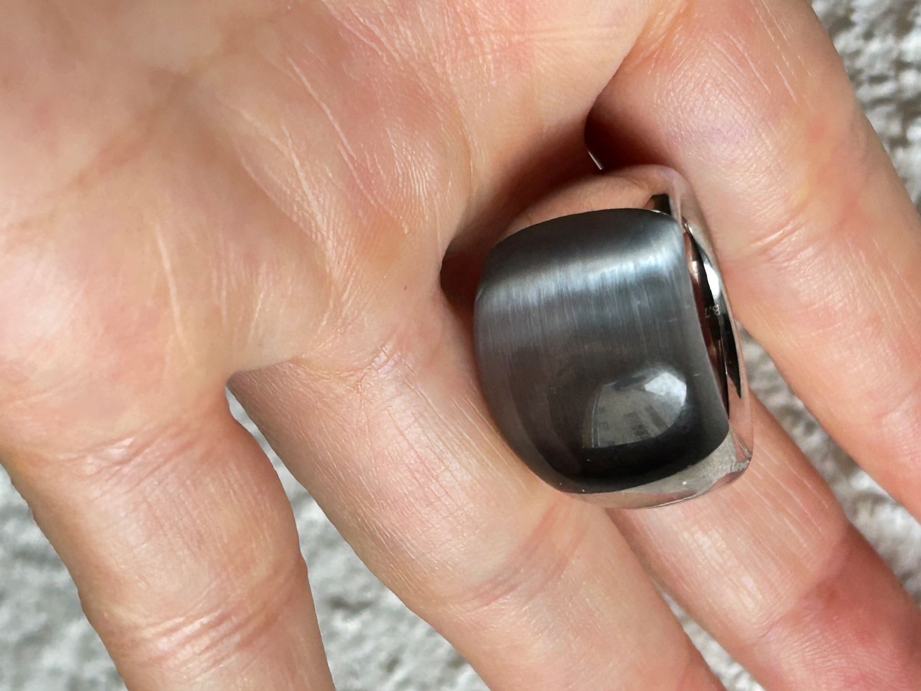 Calvin Klein Anelli: Calvin Klein Ring GREY SCHIMMER (55) – Usato da Dittingen venduto da Bellevista 9