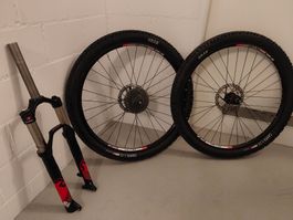 MTB Laufradsatz DT Swiss XR 4.2D 26" mit Gabel gebraucht