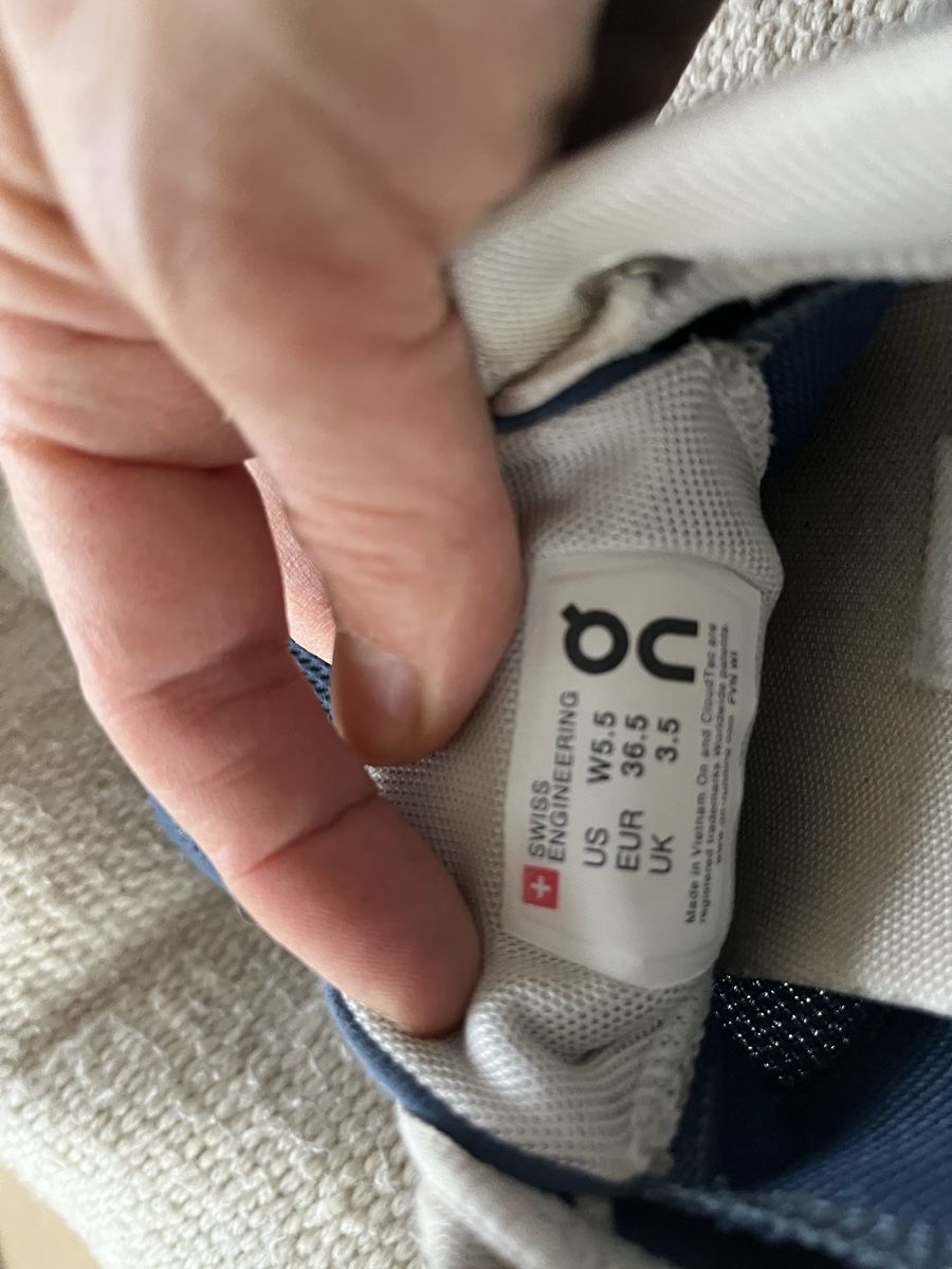 On Scarpe da uomo: On Schuhe Cloud 36,5 – Usato da Wetzikon ZH venduto da joc_p8jn 3