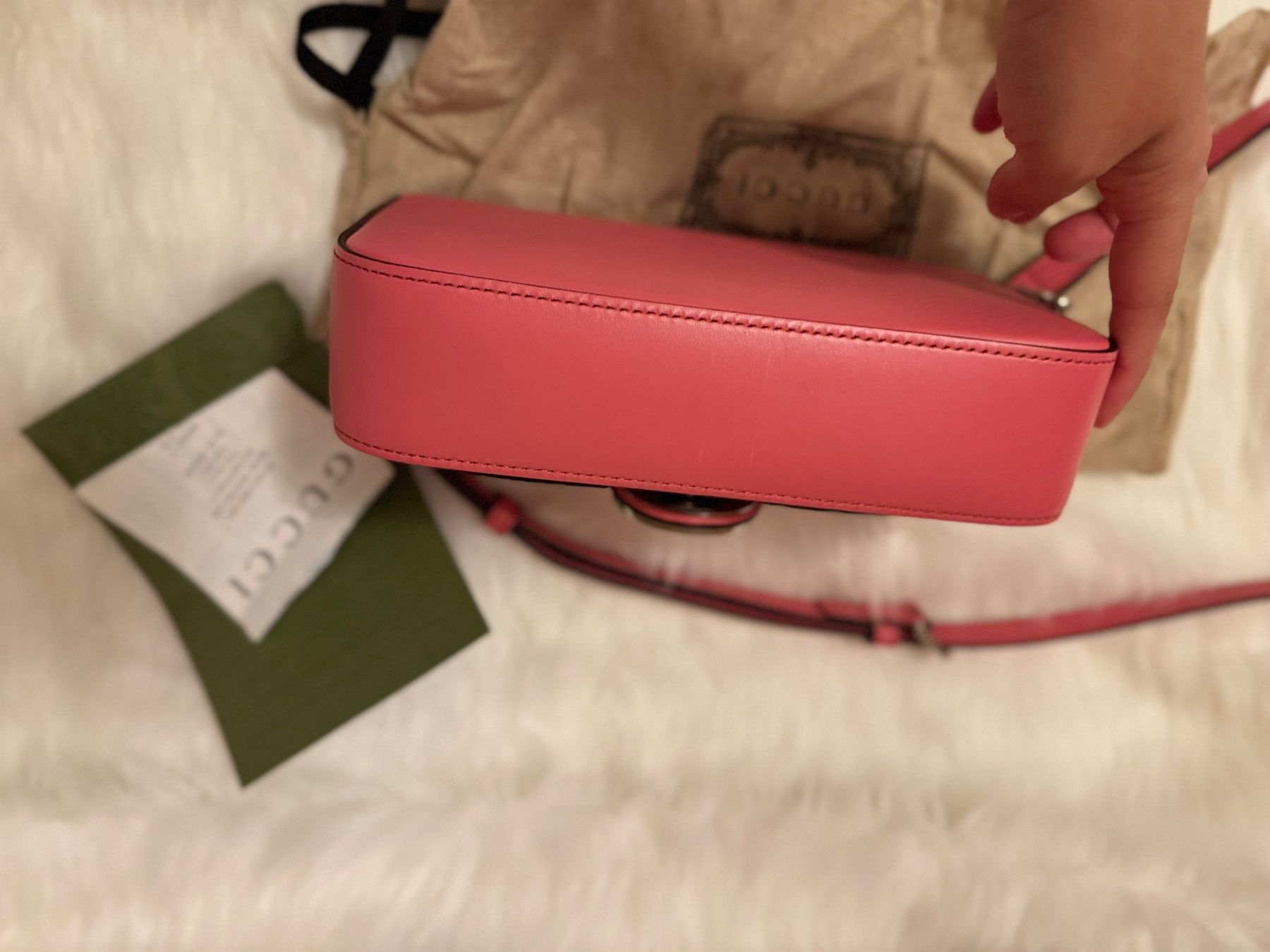 Gucci Sacs femmes: Gucci  Umhängetasche - Rosa Leder Neu – Neuf avec emballage d'origine à Grossdietwil par RSW032 7