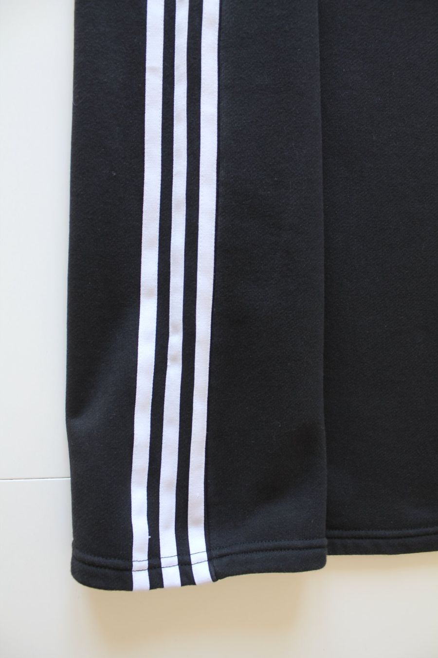 Adidas Vestiti: Robe Adidas noire t.28 – Usato da Peseux venduto da Gilloss 3