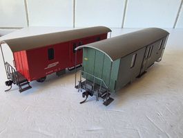 2 Stück RhB Gepäckwagen D 4036 + D 4028