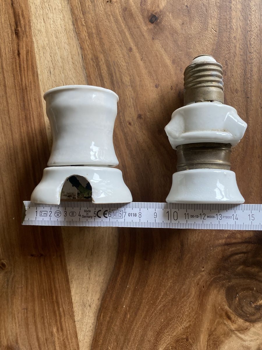 Lampade: Vintage Lampenfassung – Difettoso da Thörishaus venduto da luc_nsv9 3