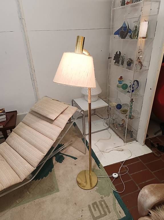 Lampade: Stehlampe vintage Design goldig – Usato da Winterthur venduto da style-and-design.zrh 1