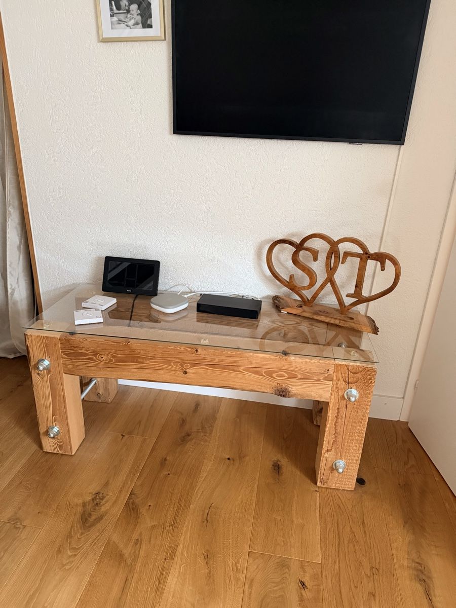 Letti: Altholzmöbel Bett/Sideboard/Beistellmöbel – Usato da Melchnau venduto da tkoenig93 6