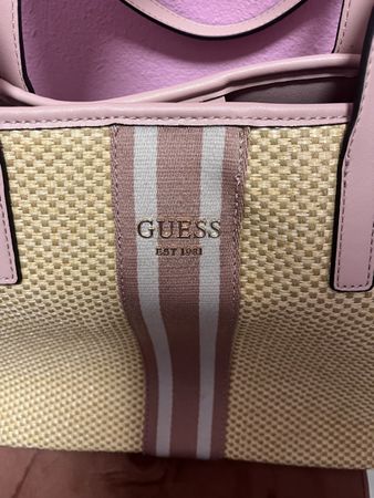 Sac fourre-tout Guess beige et rose avec pochette neuf