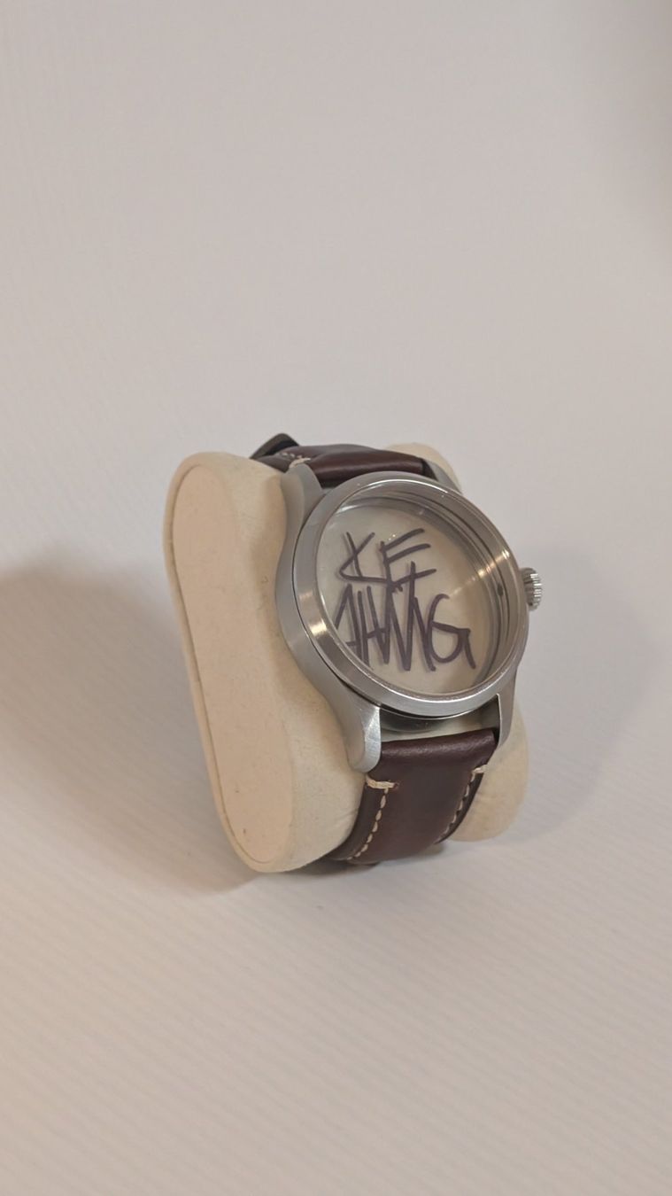 Montres: Uhr ohne Zeit oder Kunst? – D'occasion à Bern par karlschnitmann 2