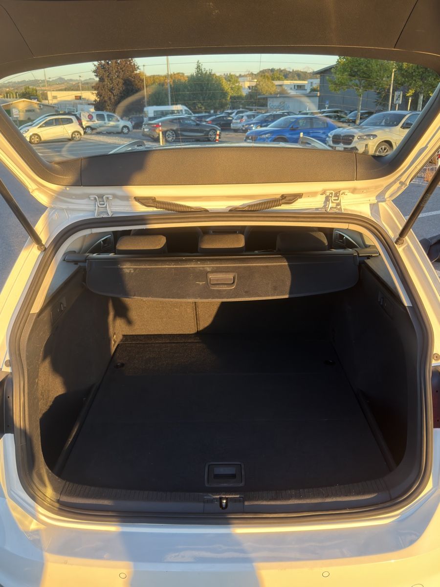 VW Automobili: VW Golf 7 Variant – Usato da Ueberstorf venduto da flo_25rn 5