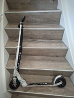 Micro Scooter / Tretroller – klappbar mit Tragegurt (höhenve
