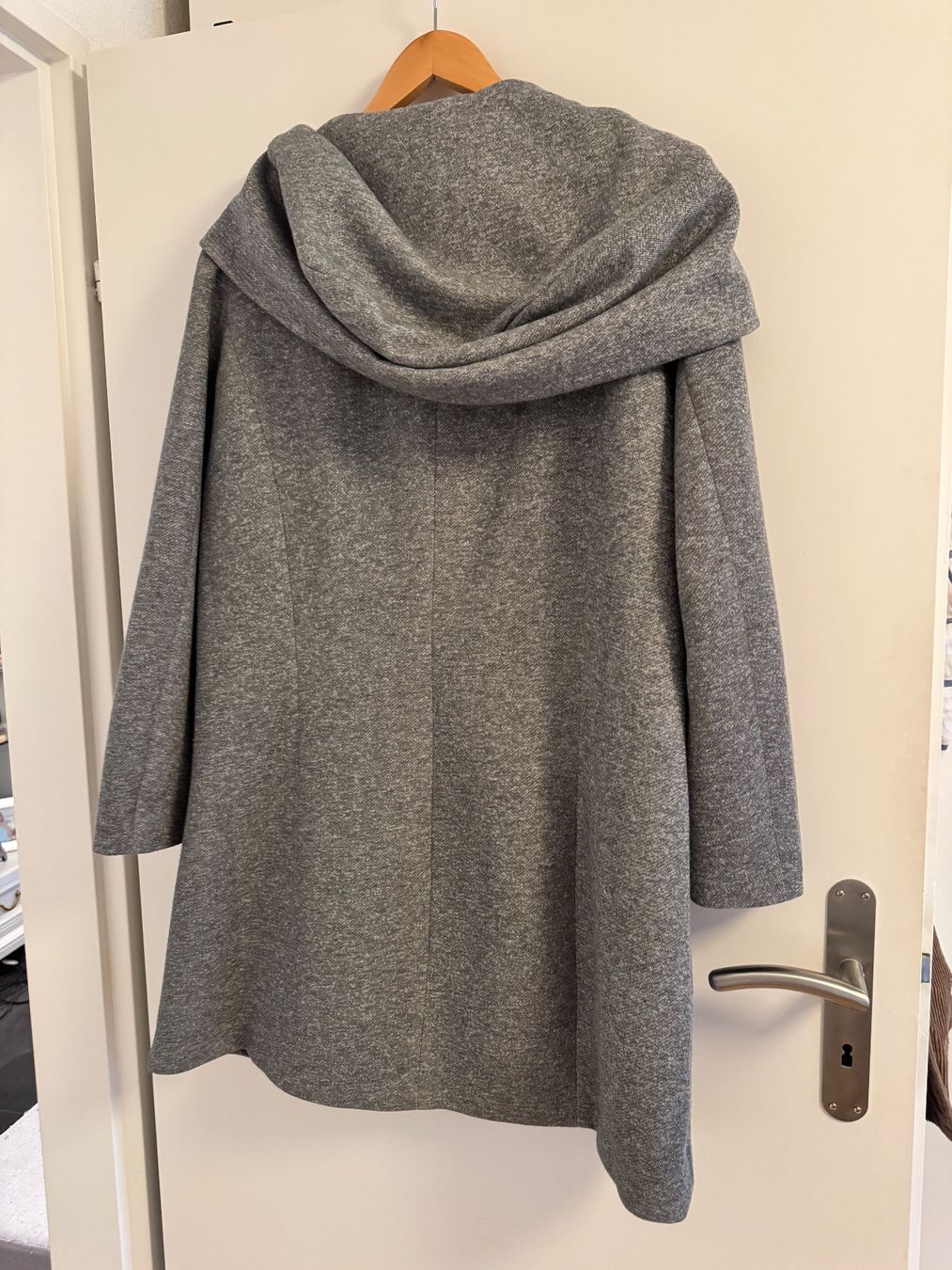 Vero Moda Cappotti: Kurzmantel von Vero Moda – Usato da Gattikon venduto da saxo16 1