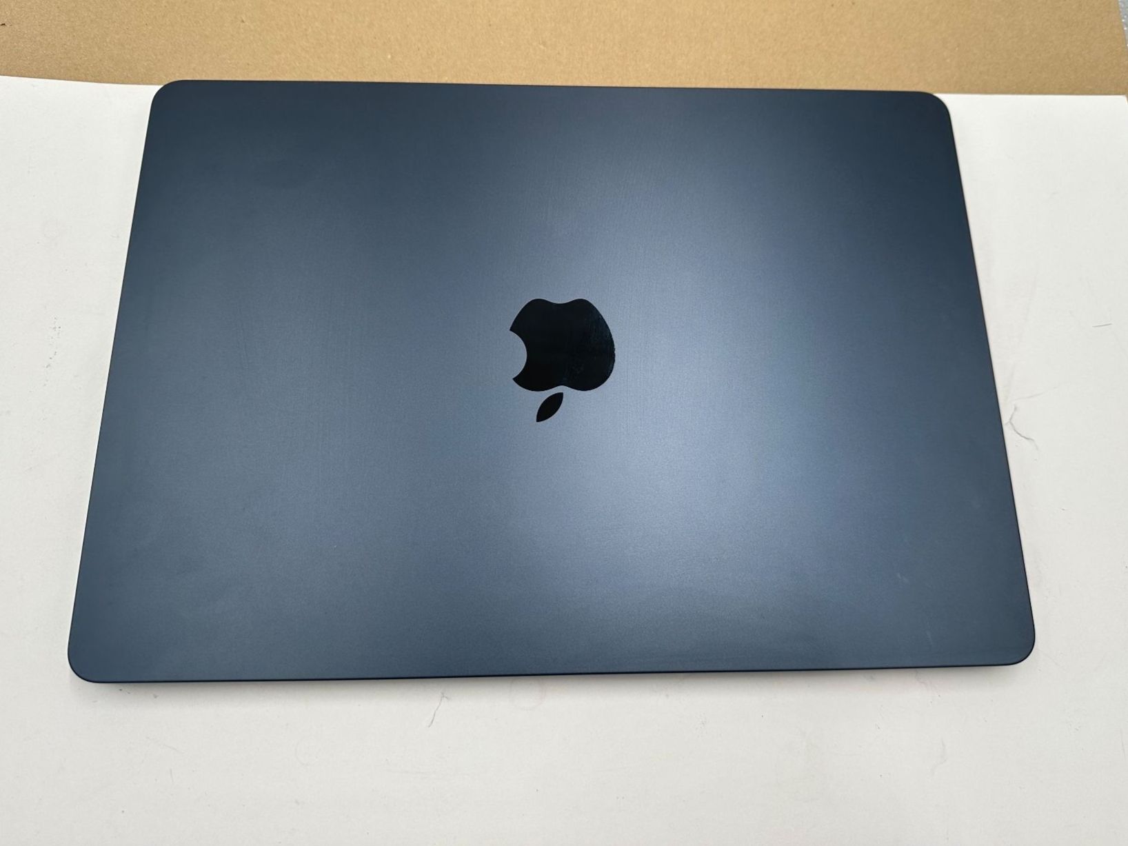 Apple Notebook: MacBook Air 13" (Mid 2022), Apple M2 (8-Core CPU/8-Core GPU) – Usato da Birmenstorf AG venduto da Distronics_SchweizAG 3