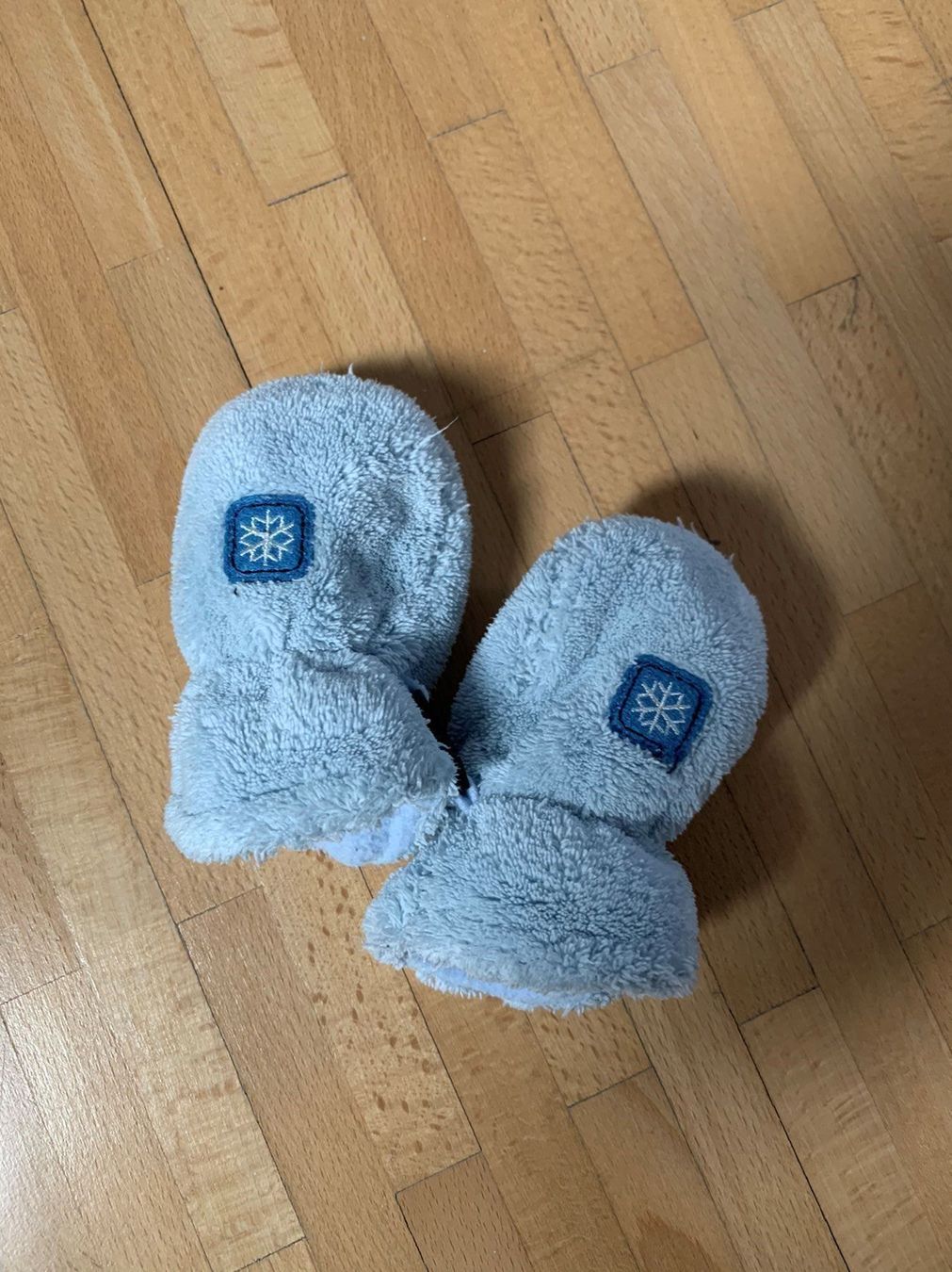 Guanti: Handschuhe Baby Newborn – Usato da Dinhard venduto da PS83