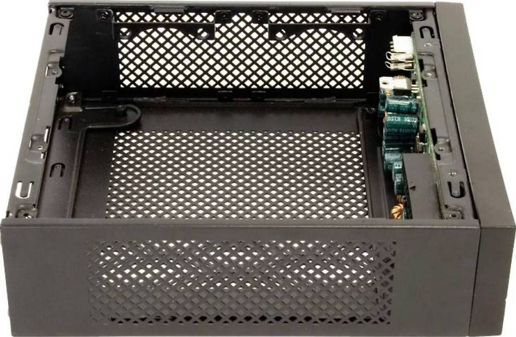 Custodie: Chieftec Compact Mini-ITX Gehäuse  – Usato da Mellingen venduto da Marvel69 2