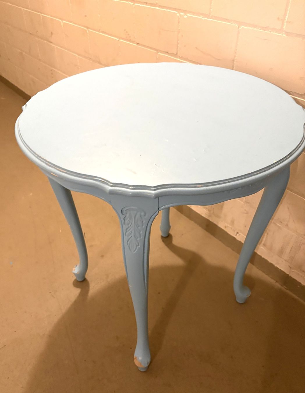 Tables: Tisch rund hellblau shabby chic – D'occasion à Glattbrugg par Ariel012 7
