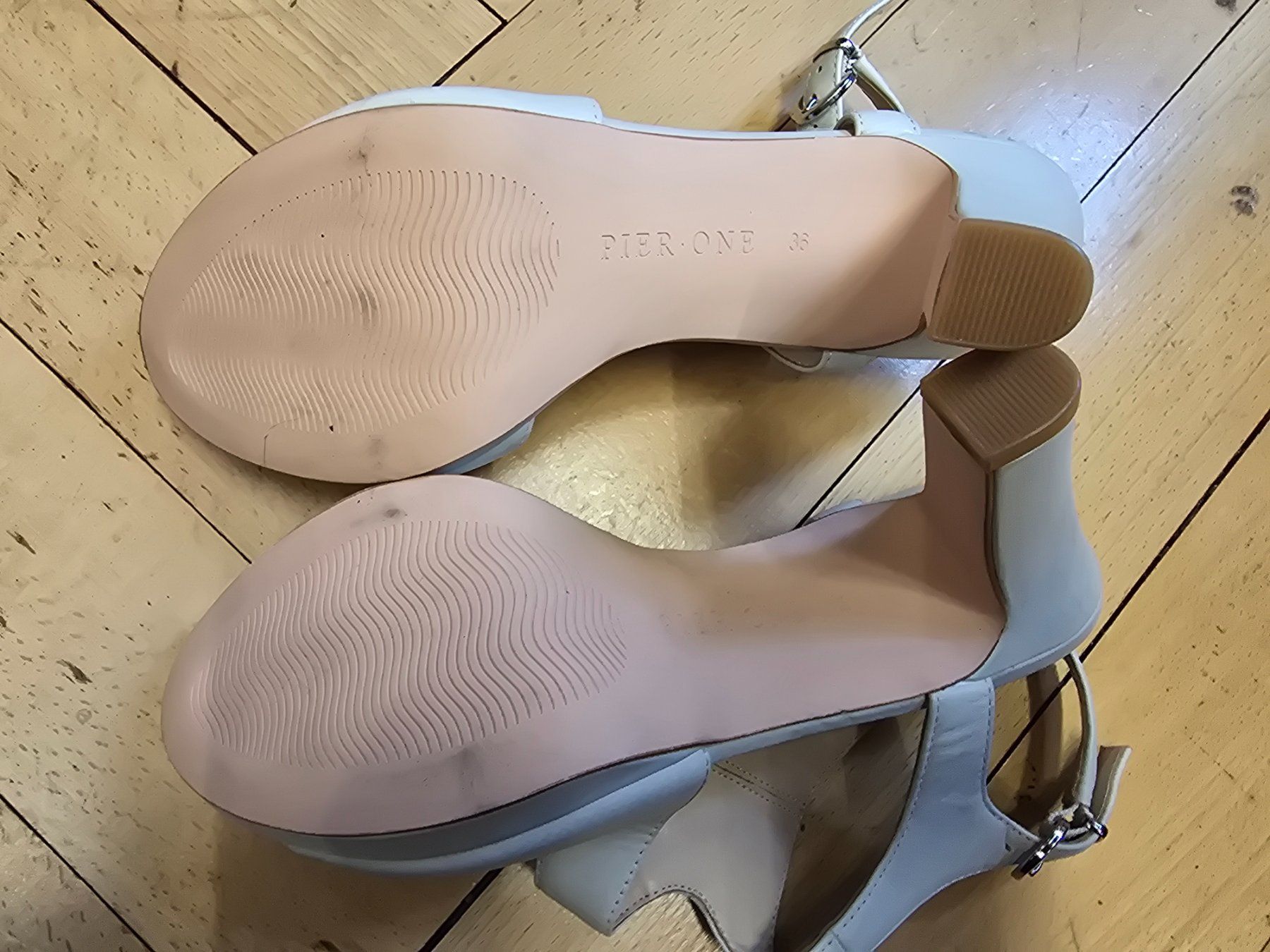 Scarpe da donna: Pier one Sandalen Grösse 36 – Usato da Schönenwerd venduto da Chez_Mimi 4