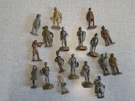 18 Figuren Metall
