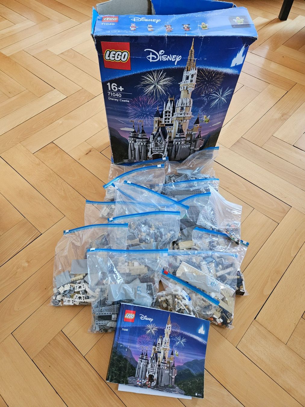 Lego Kit di costruzioni: LEGO 71040 Disney Castle / Château Disney – Usato da Glovelier venduto da guinness06 1