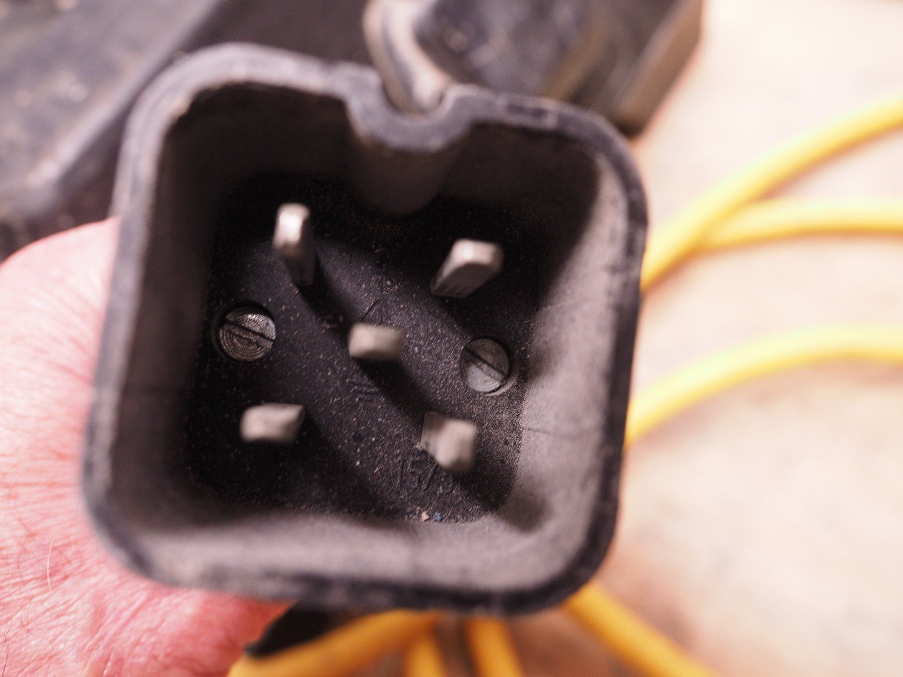 GIFAS Elettrotecnica: Elektroverteilkasten J15 – Usato da Arboldswil venduto da Alexis46 4