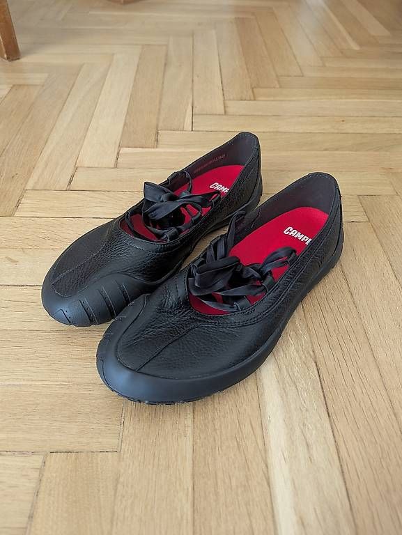 Chaussures femmes: Schwarze Camper Lederschuhe Peu Path+ 40 – D'occasion à Zürich par lin_6dtc 2