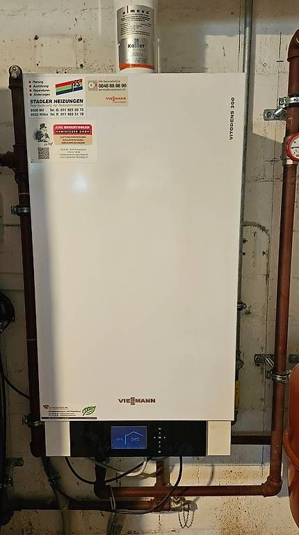 Viessmann Heizgeräte: Gasheizung Viessmann vitodens 300 – Gebraucht aus Wil SG von Dasche