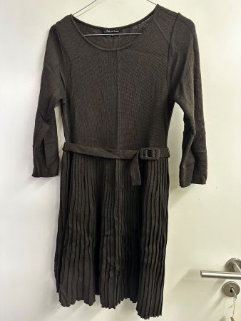 Robe d'hiver Pedro del Hierro, taille M, en parfait état